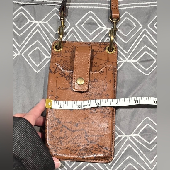 Patricia Nash Farleigh Leather Phone Crossbody In Signature Map Print - Picture 7 of 7